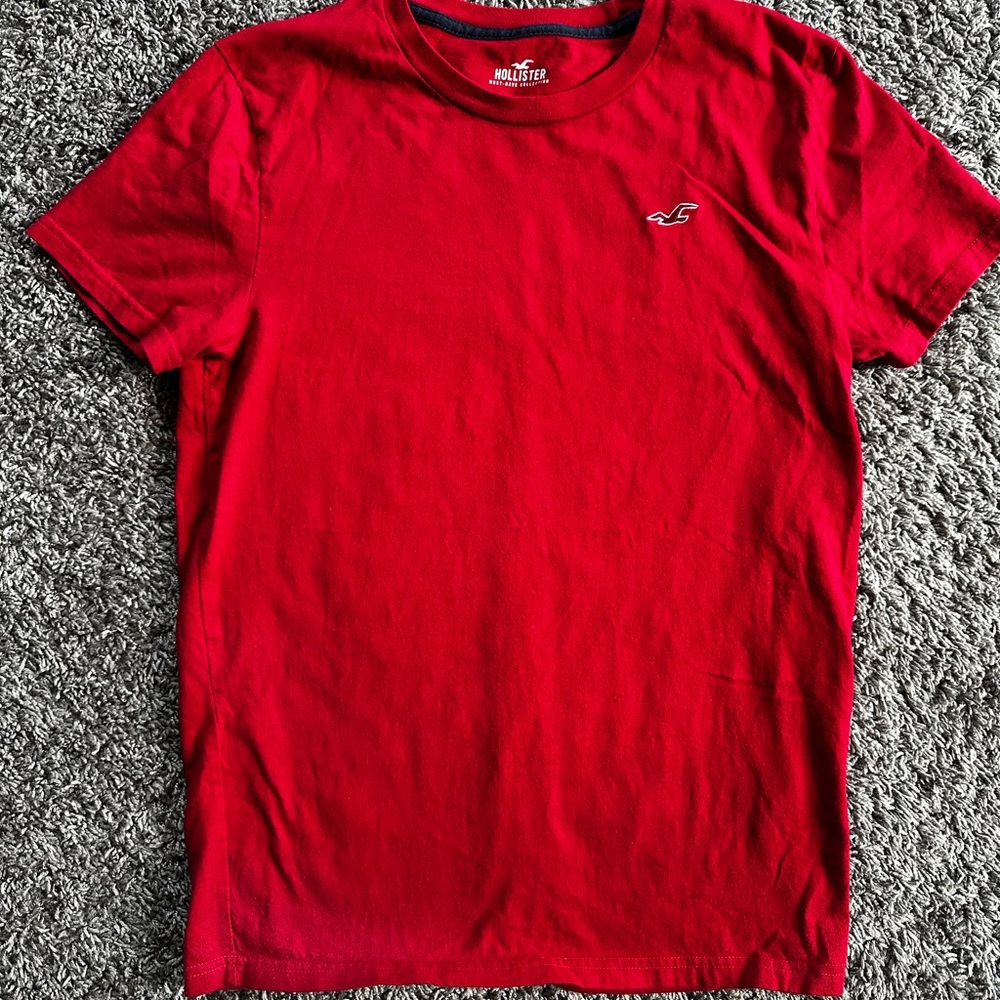 Men’s Hollister must have Tshirts. NWOT.